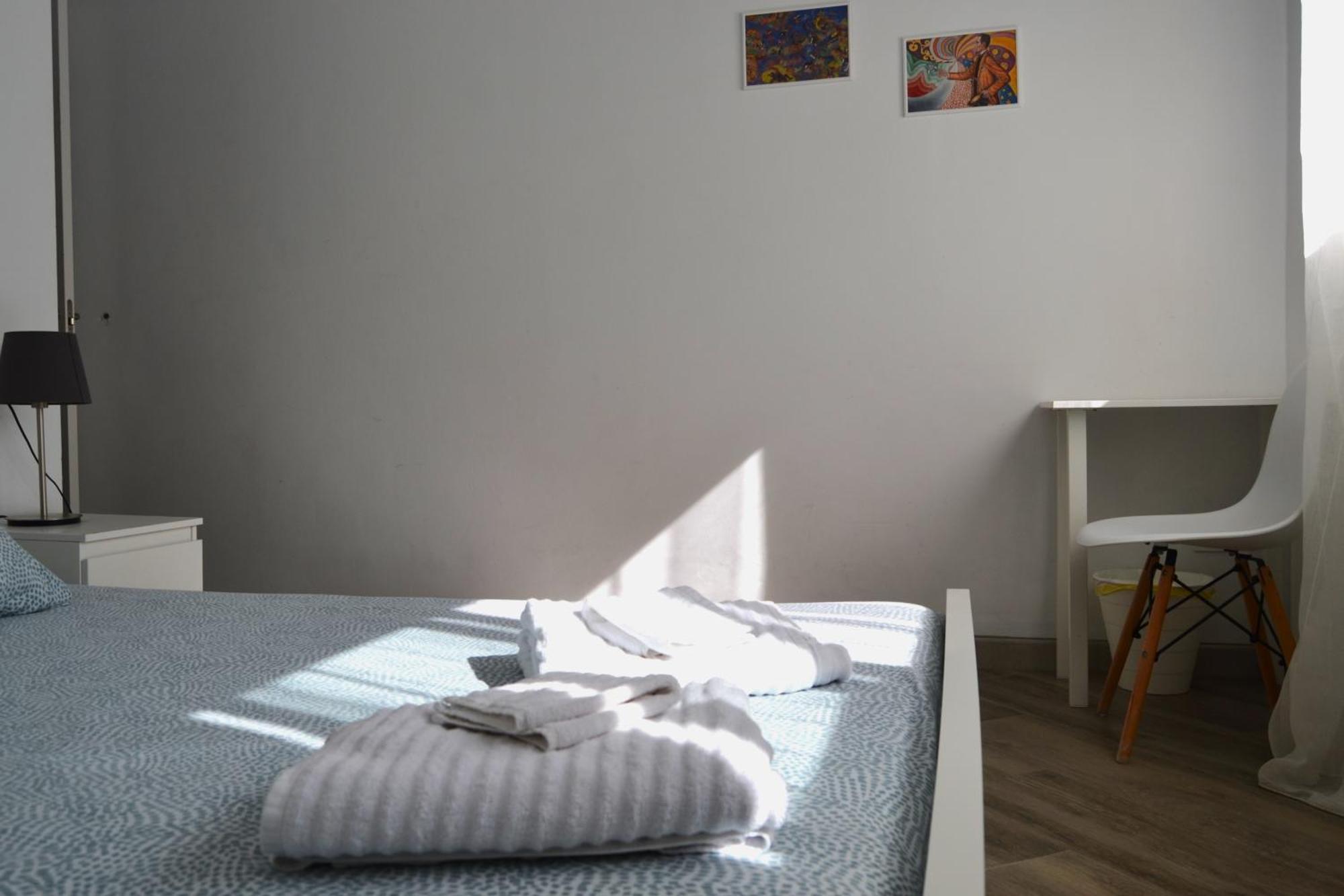 Room With Private Bathroom - Vivienda Vacacional Out Of Blue Santa Cruz de la Palma  Kültér fotó