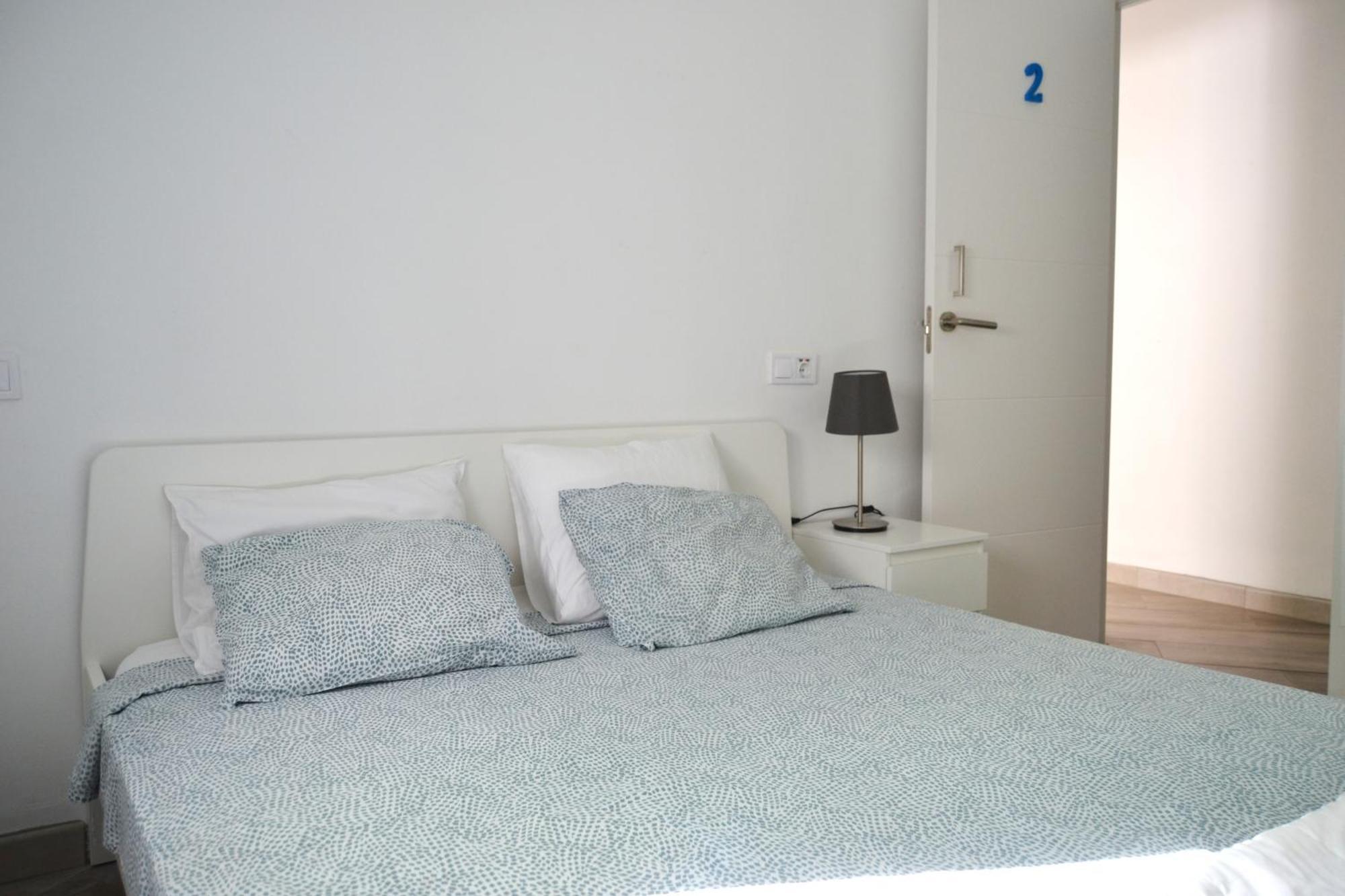 Room With Private Bathroom - Vivienda Vacacional Out Of Blue Santa Cruz de la Palma  Kültér fotó